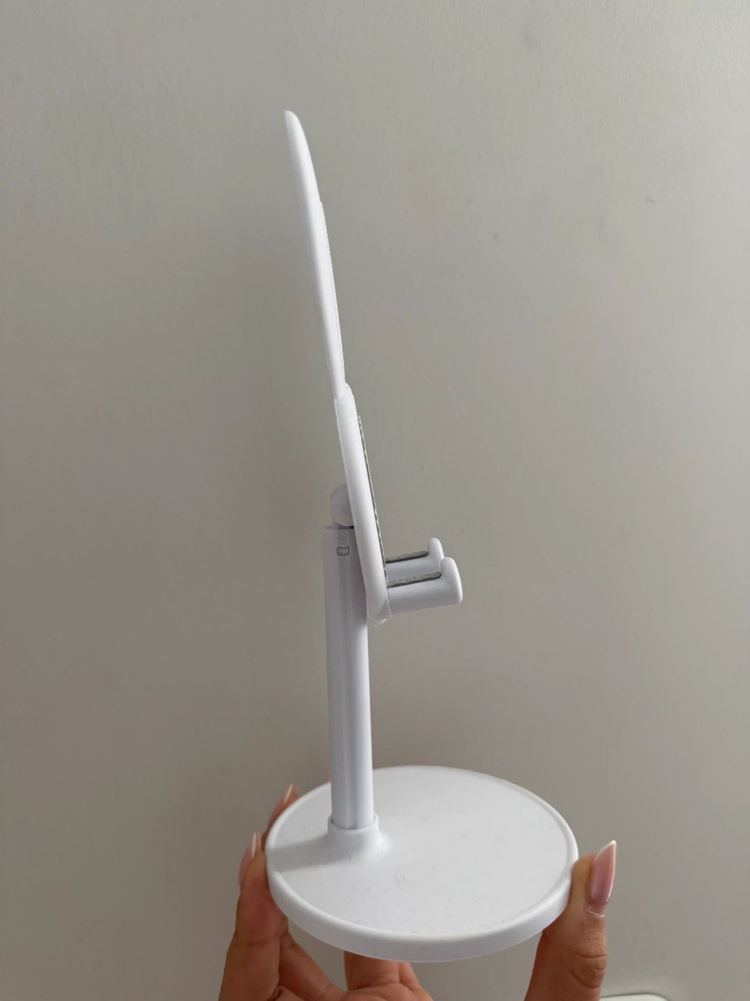 White Bunny Phone Stand - photo 2