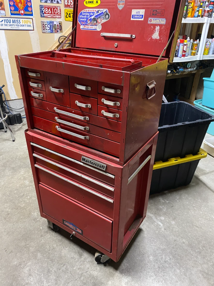 Tool chest