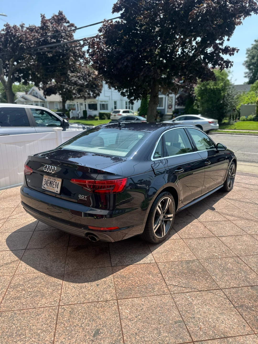 2017 Audi A4 2.0T Premium quattro - photo 2