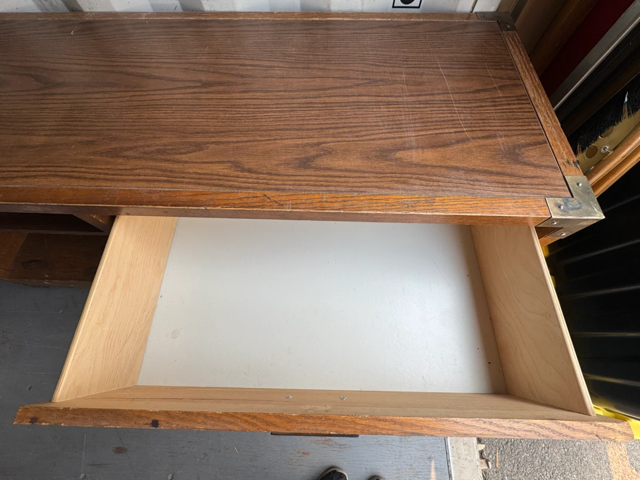 Vintage Oak-Style Chest of Drawers - photo 2