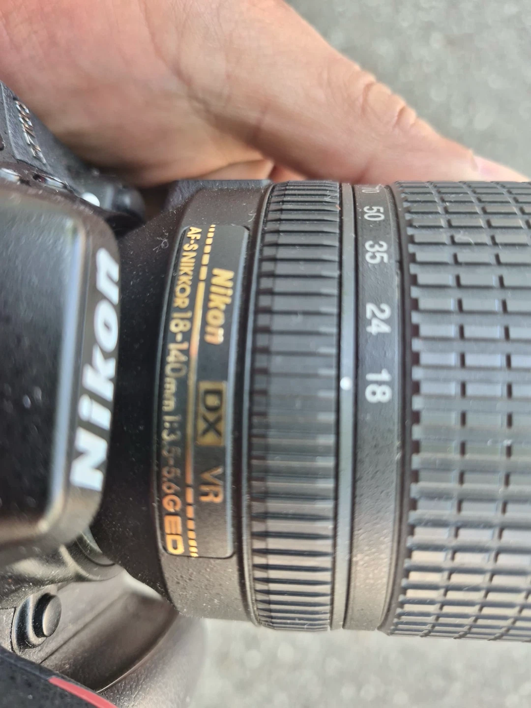 Nikon D7100 DSLR Camera with 18-140mm VR Lens - photo 5