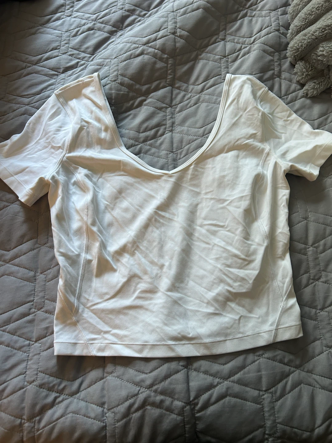 Lululemon t-shirt