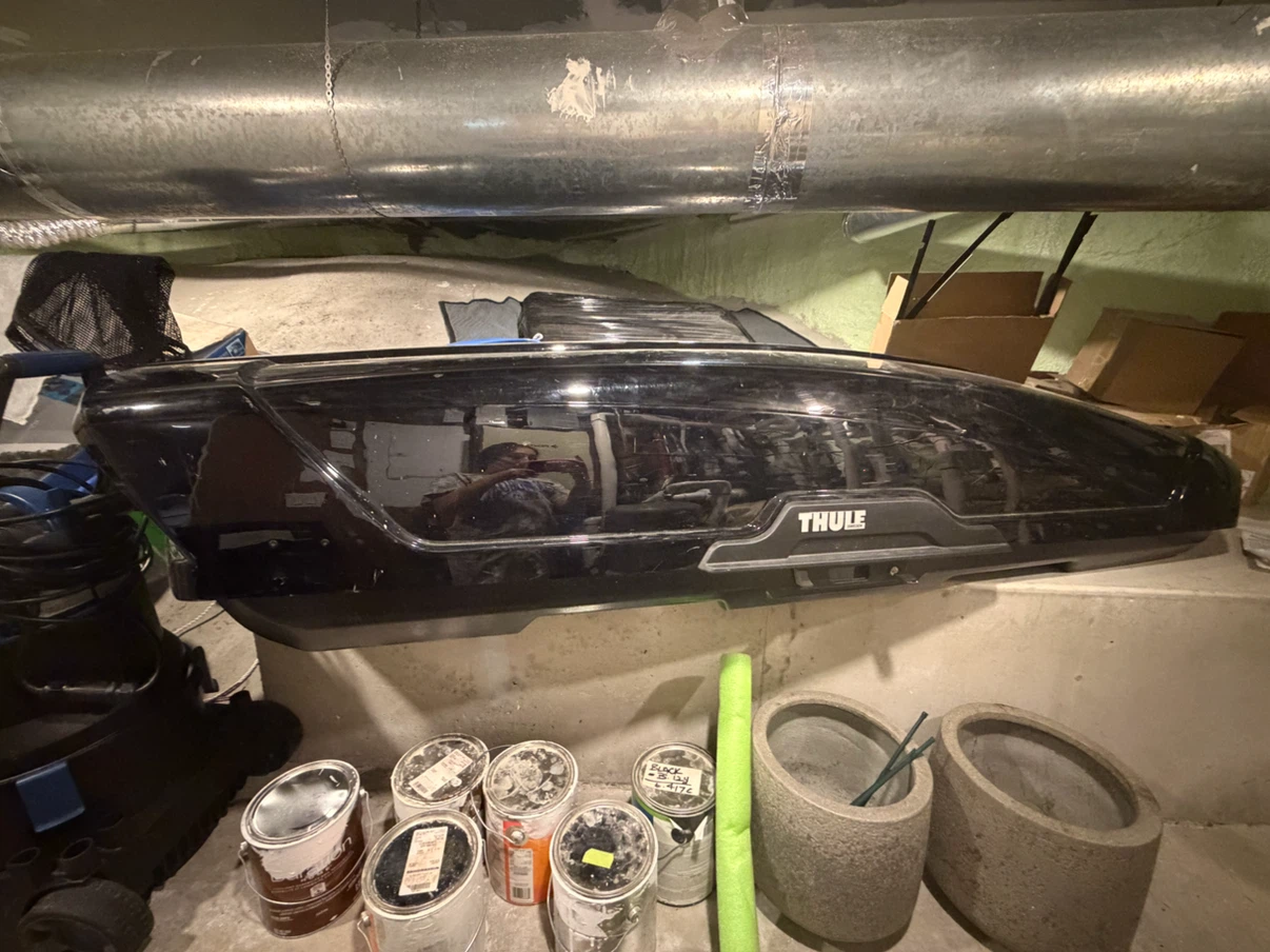 Thule Rooftop Black Cargo Box - photo 2