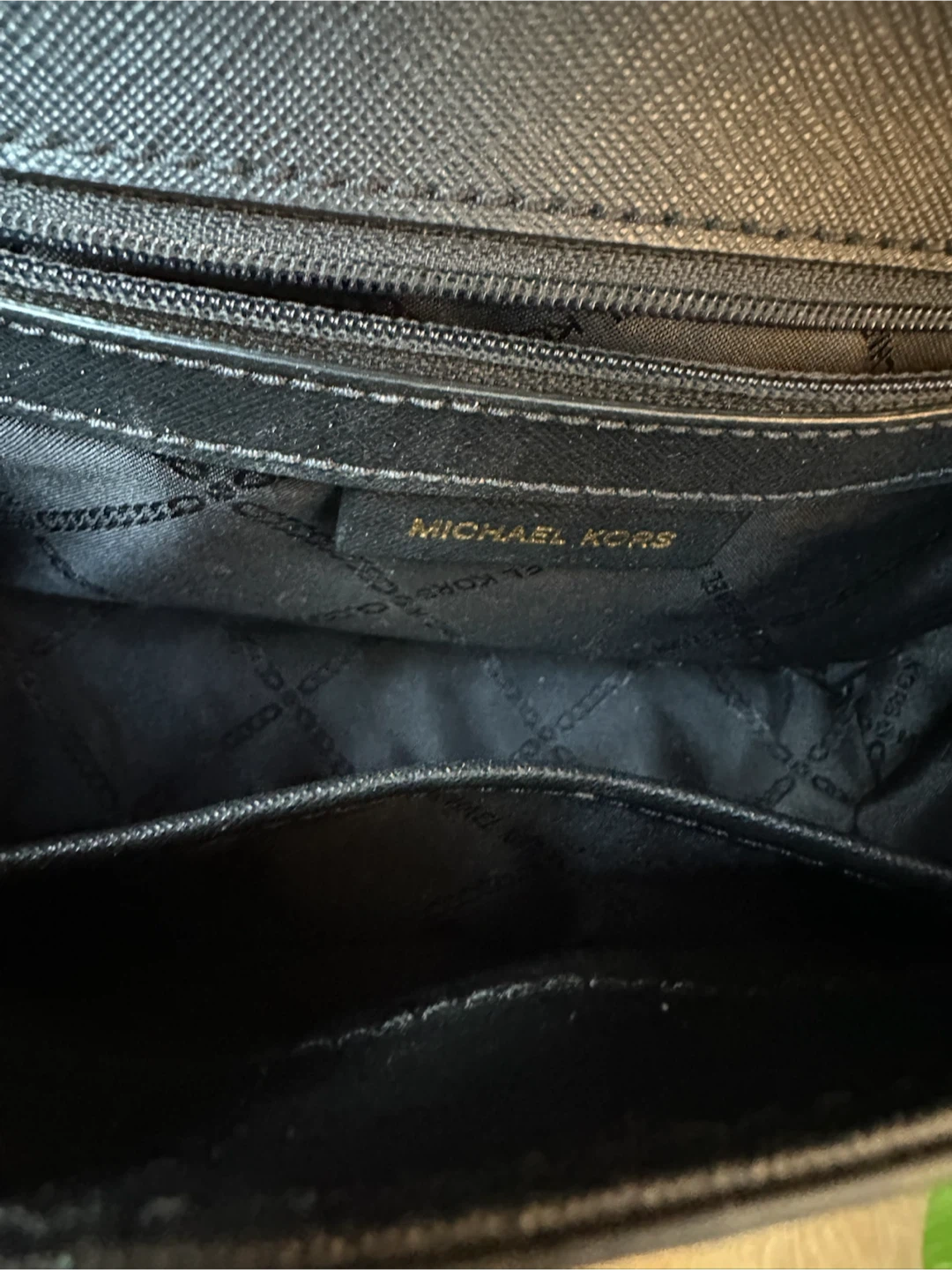 Michael Kors Black AVA Handbag SMALL - photo 4