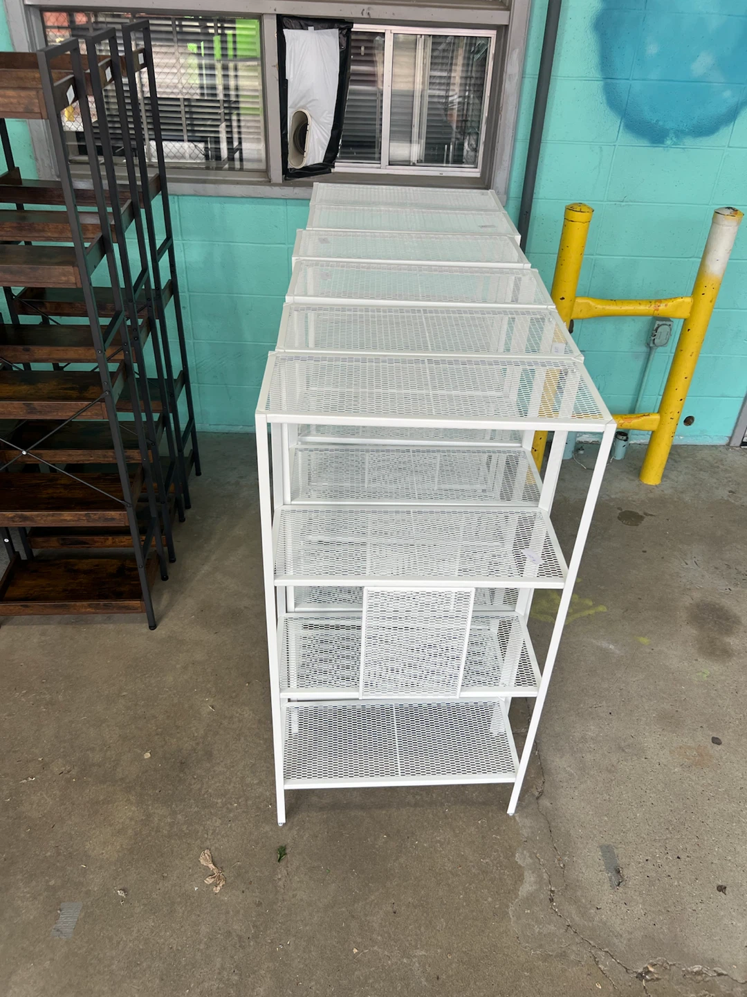 Storage locker from a artisanal store - photo 4
