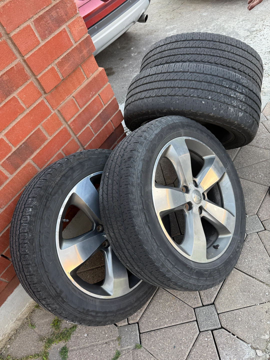Rims and Tires for Jeep Grand Cherokee 5x127 - photo 3