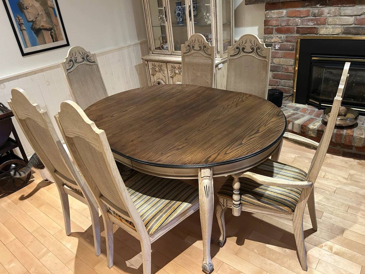 Antique/Vintage Dining Table and 6 Chairs and display - photo 4
