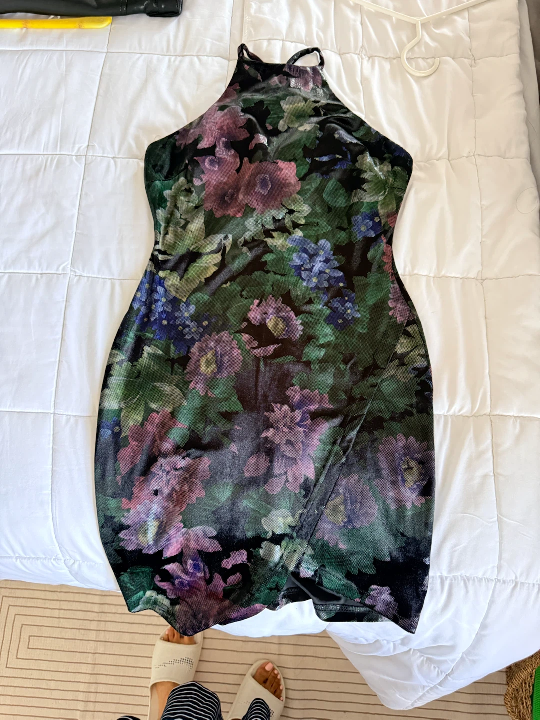 Velvet Floral Halter Dress - photo 4
