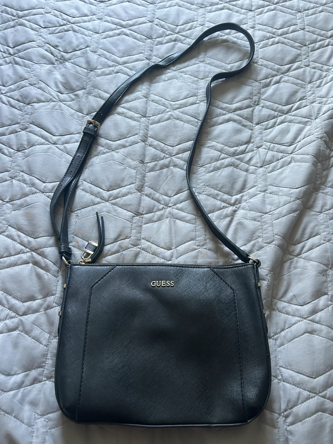 Guess purse