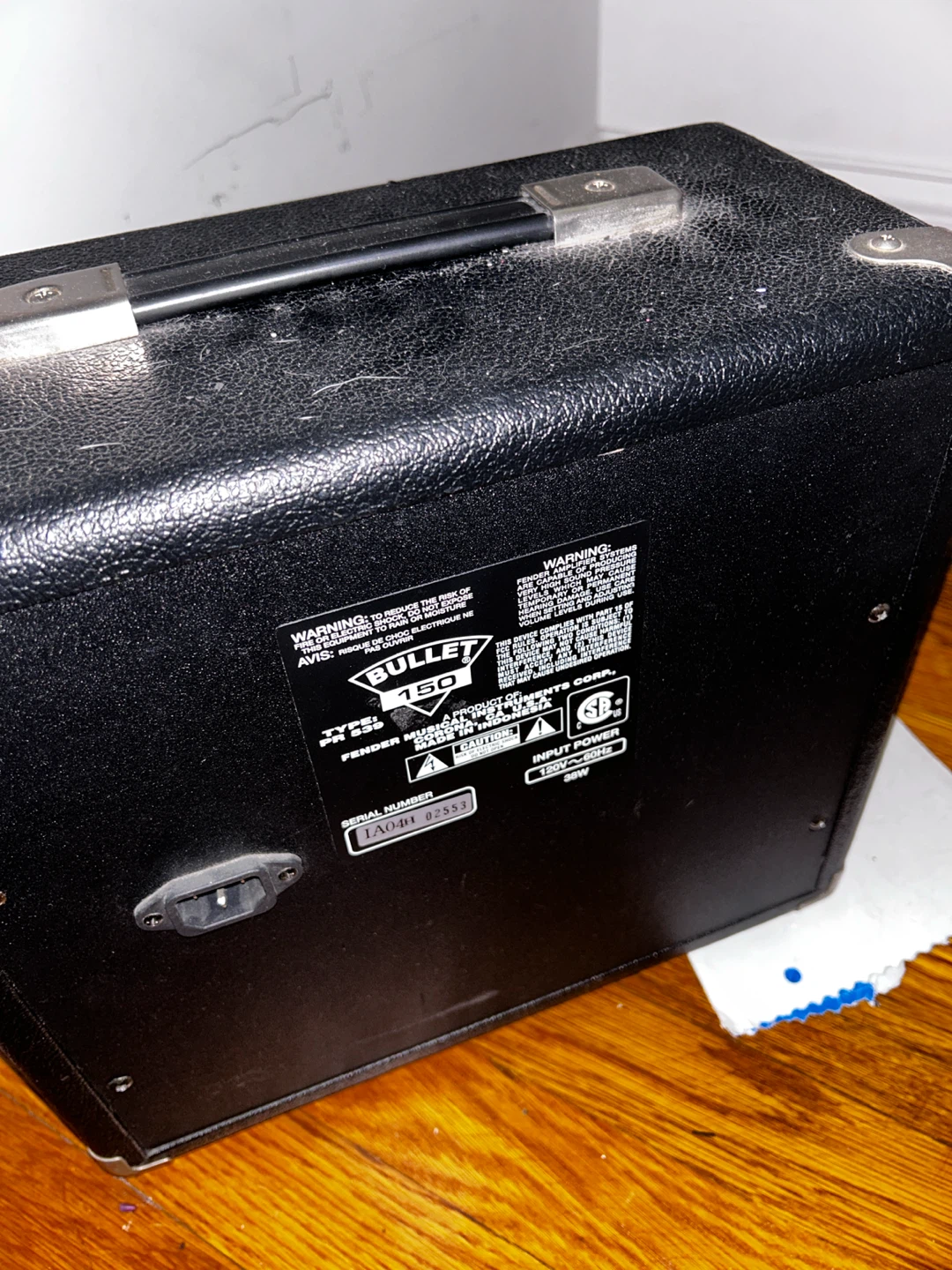 Fender guitar amplifier - photo 3