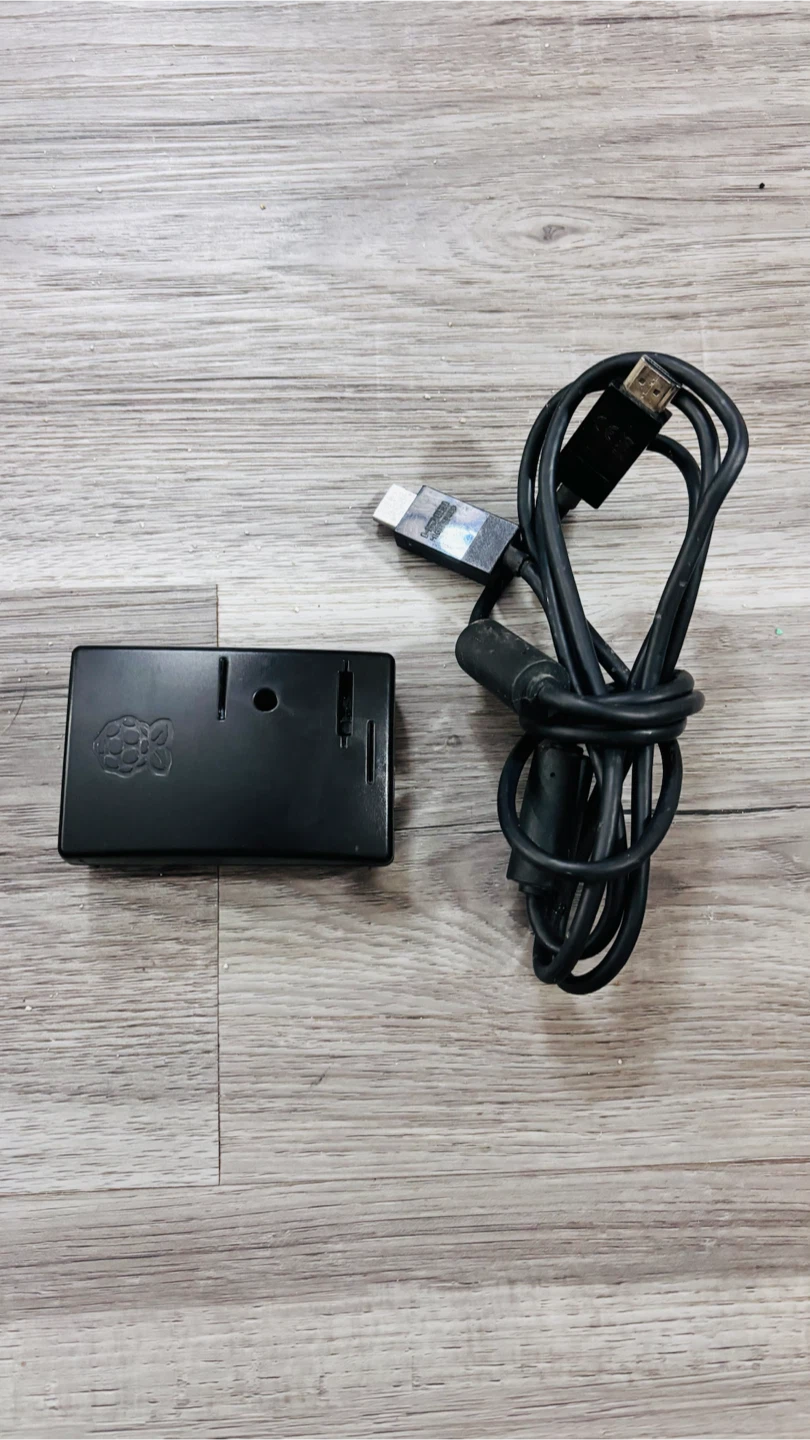 Raspberry Pi B+ Model 2 with Case and HDMI Cable