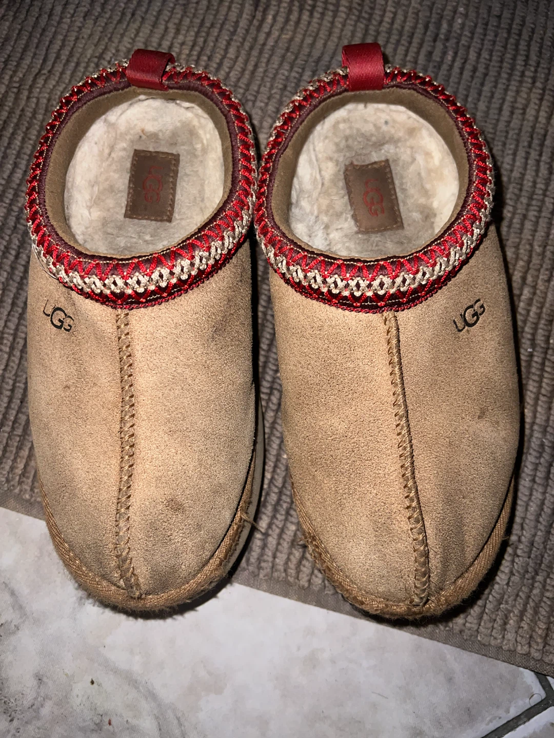 UGG Slippers - Tan Suede with Red & Cream Trim (kids) - photo 2