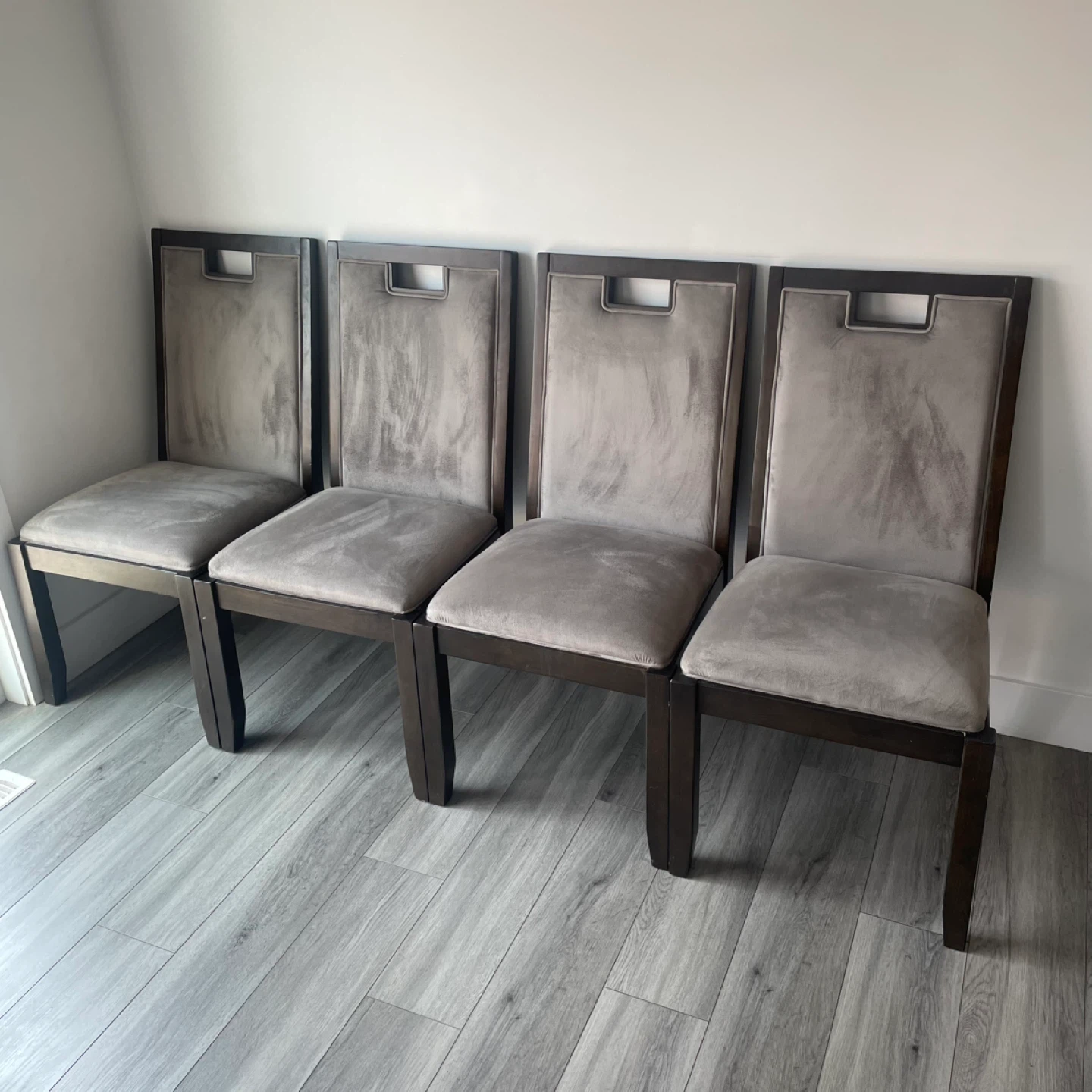 4 Dining Chairs