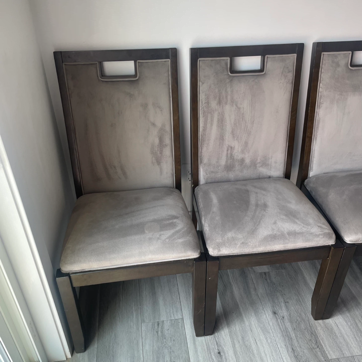 4 Dining Chairs - photo 3
