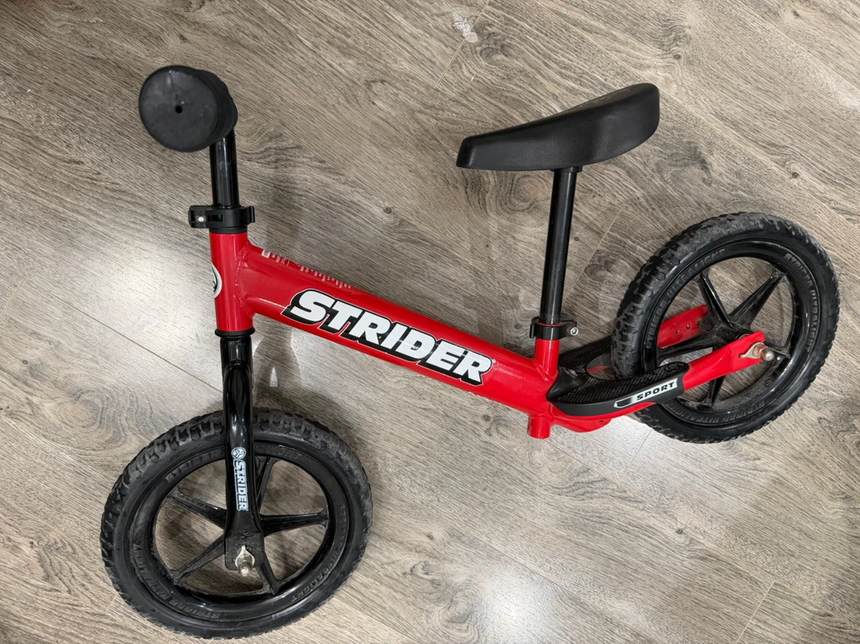 Strider 12 Sport Balance Bike - Red - photo 3