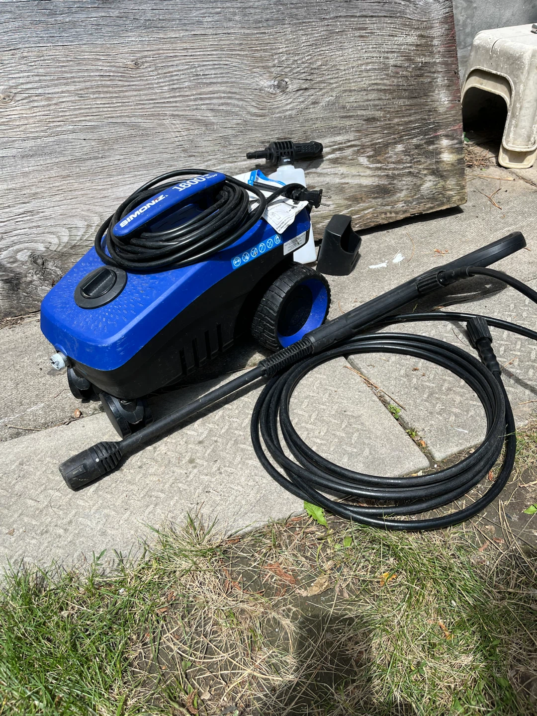 Simonize 1600 PSI Electric Pressure Washer