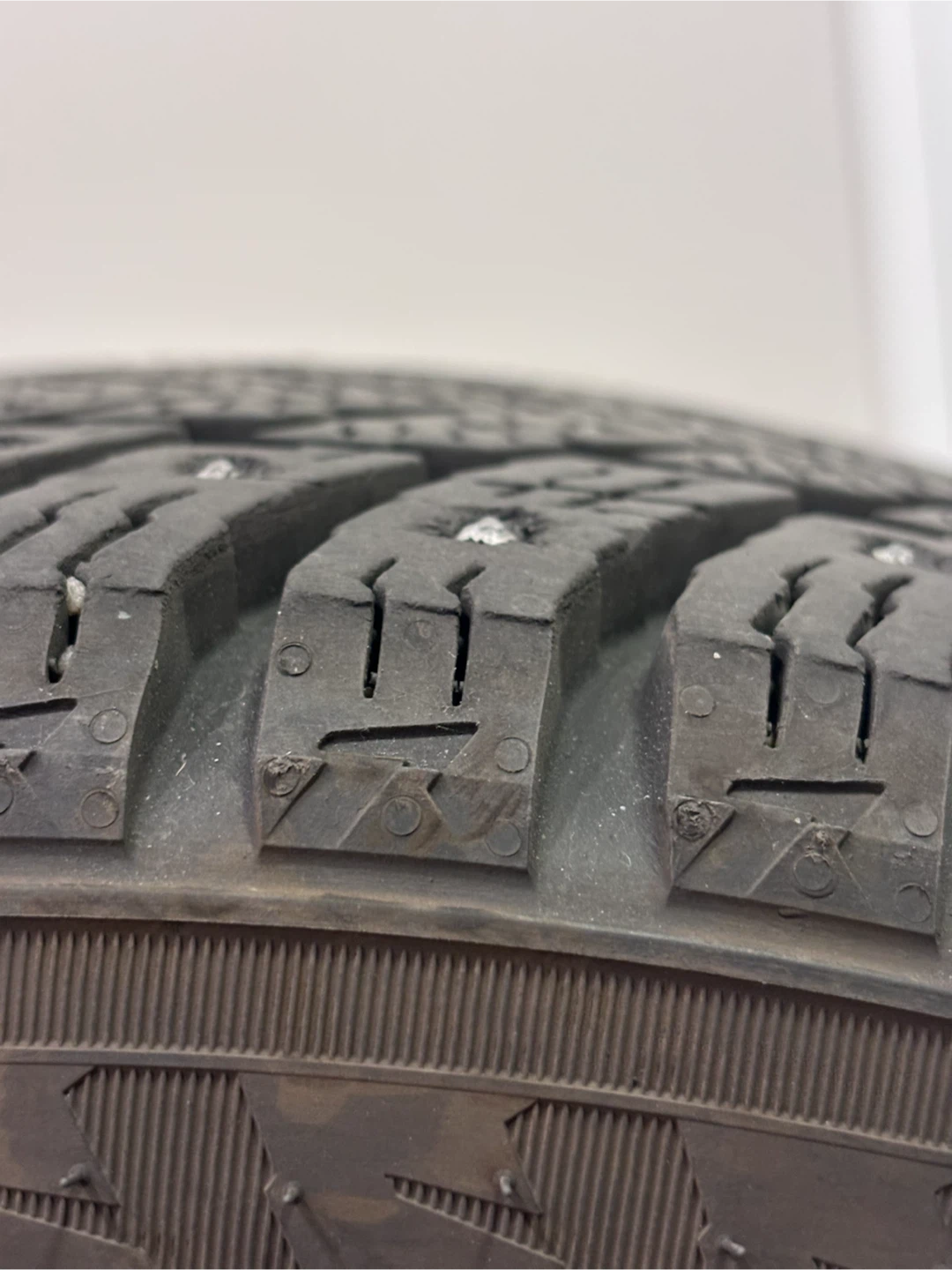 Nokian Hakkapelitta 10 studded winter tires on RTX Rims - photo 3