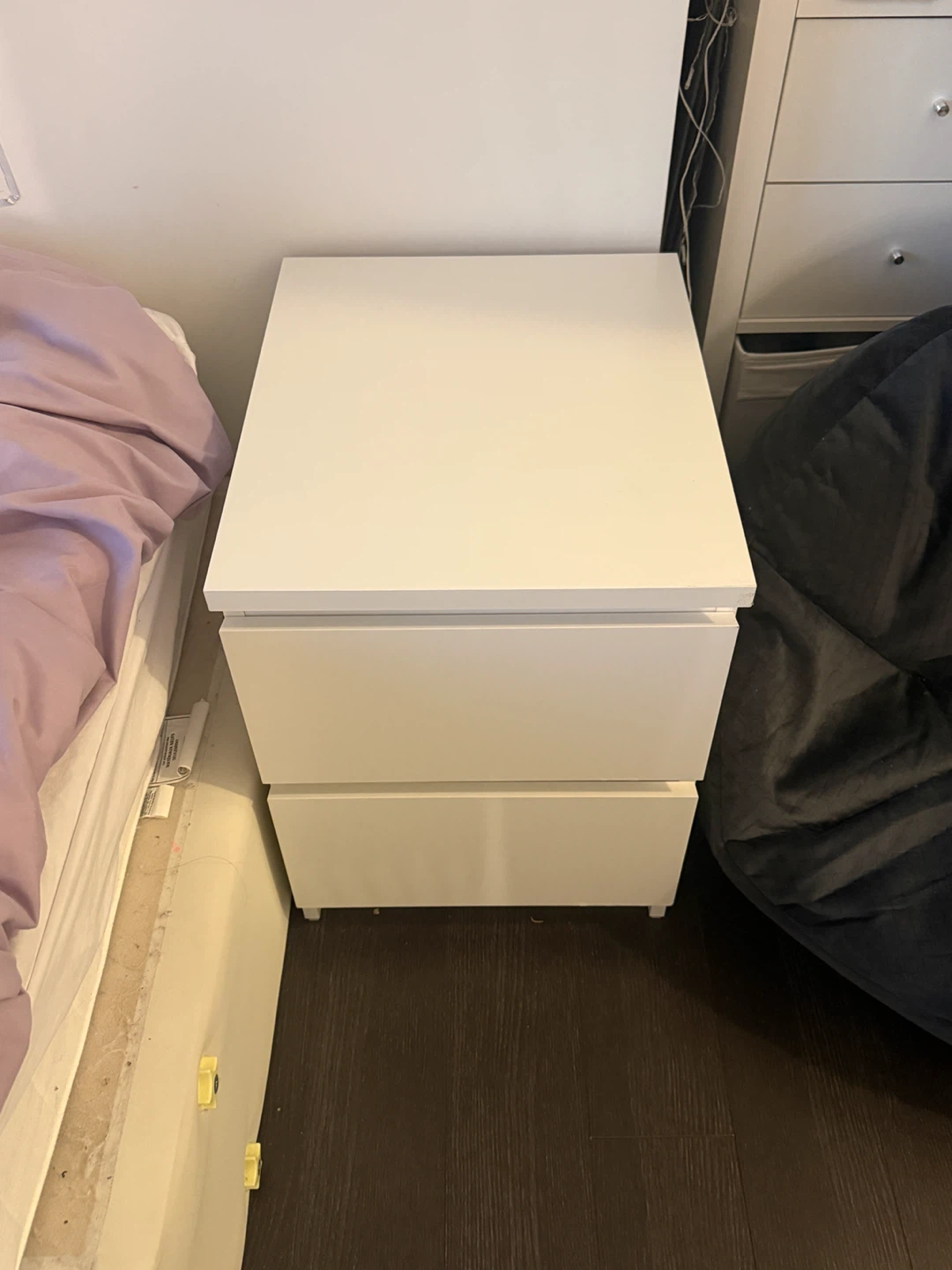 White 2-Drawer Nightstand - photo 3