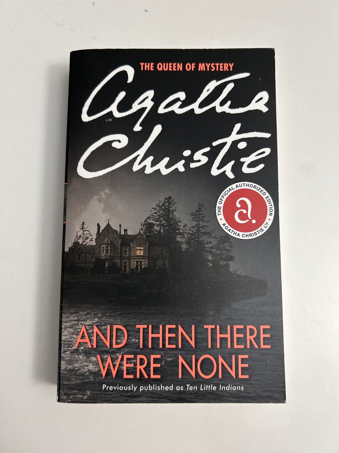 Bundle of Books: Agatha Christie & Charles Dickens - photo 3
