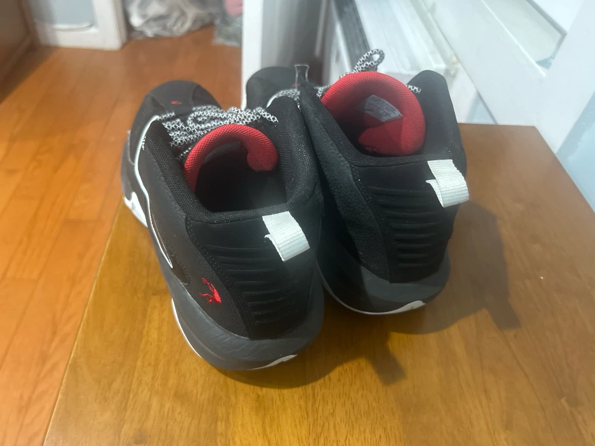 AND1 Men's Basketball Shoes