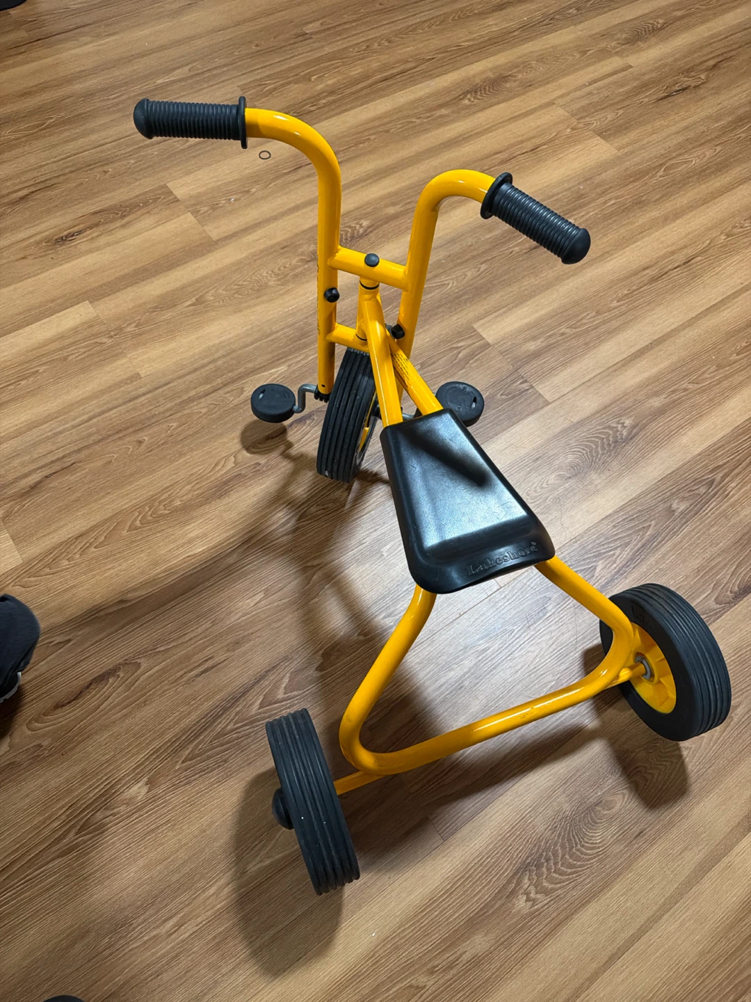 Lakeshore Yellow Tricycle - photo 4