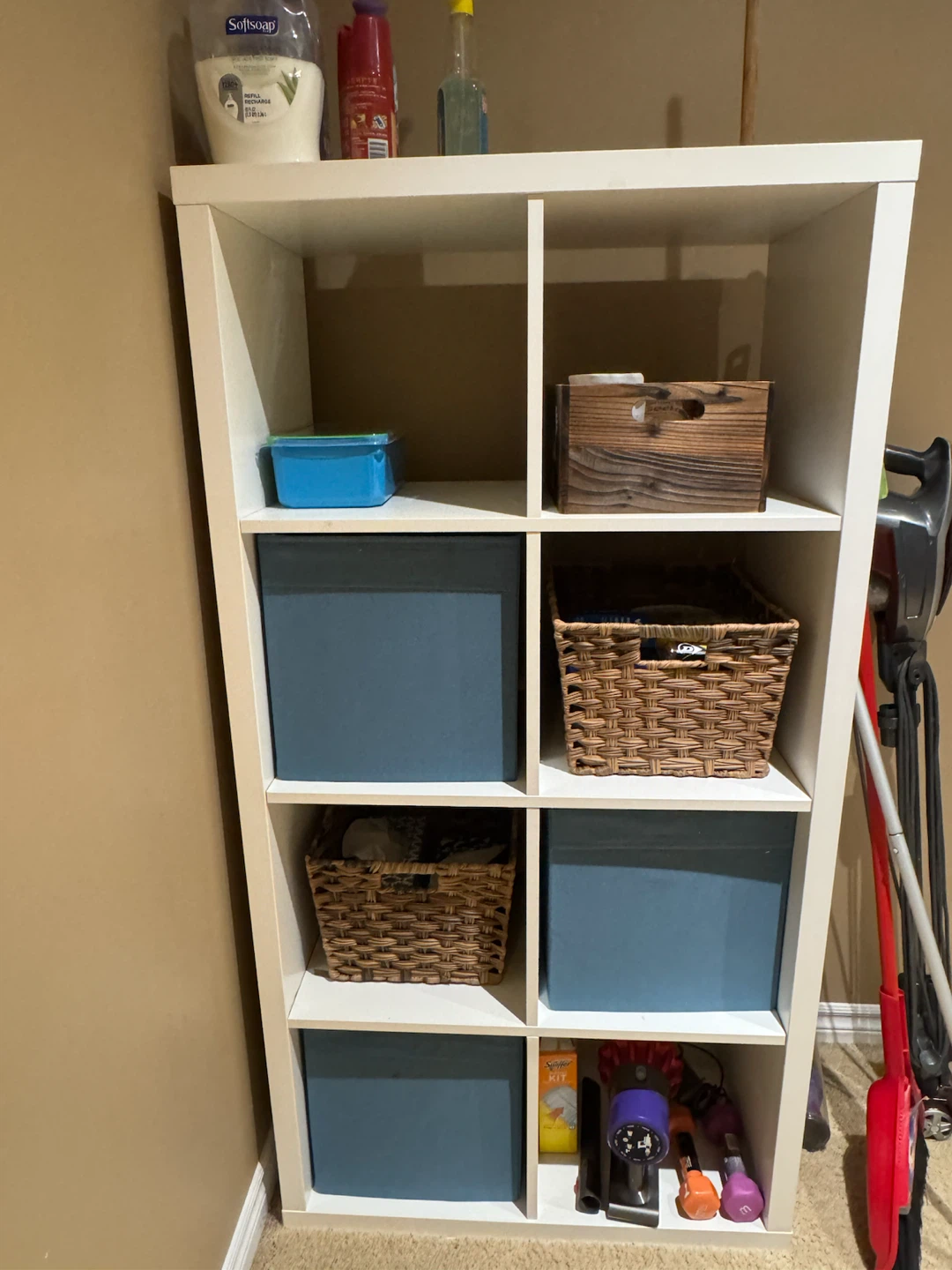 White Cube Storage Shelf Unit