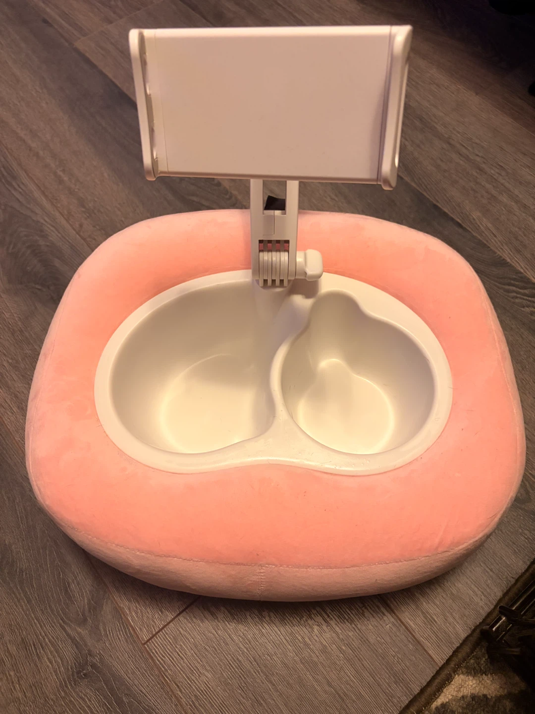 Miledi Pink Tablet Pillow Stand with 360° Rotating Holder