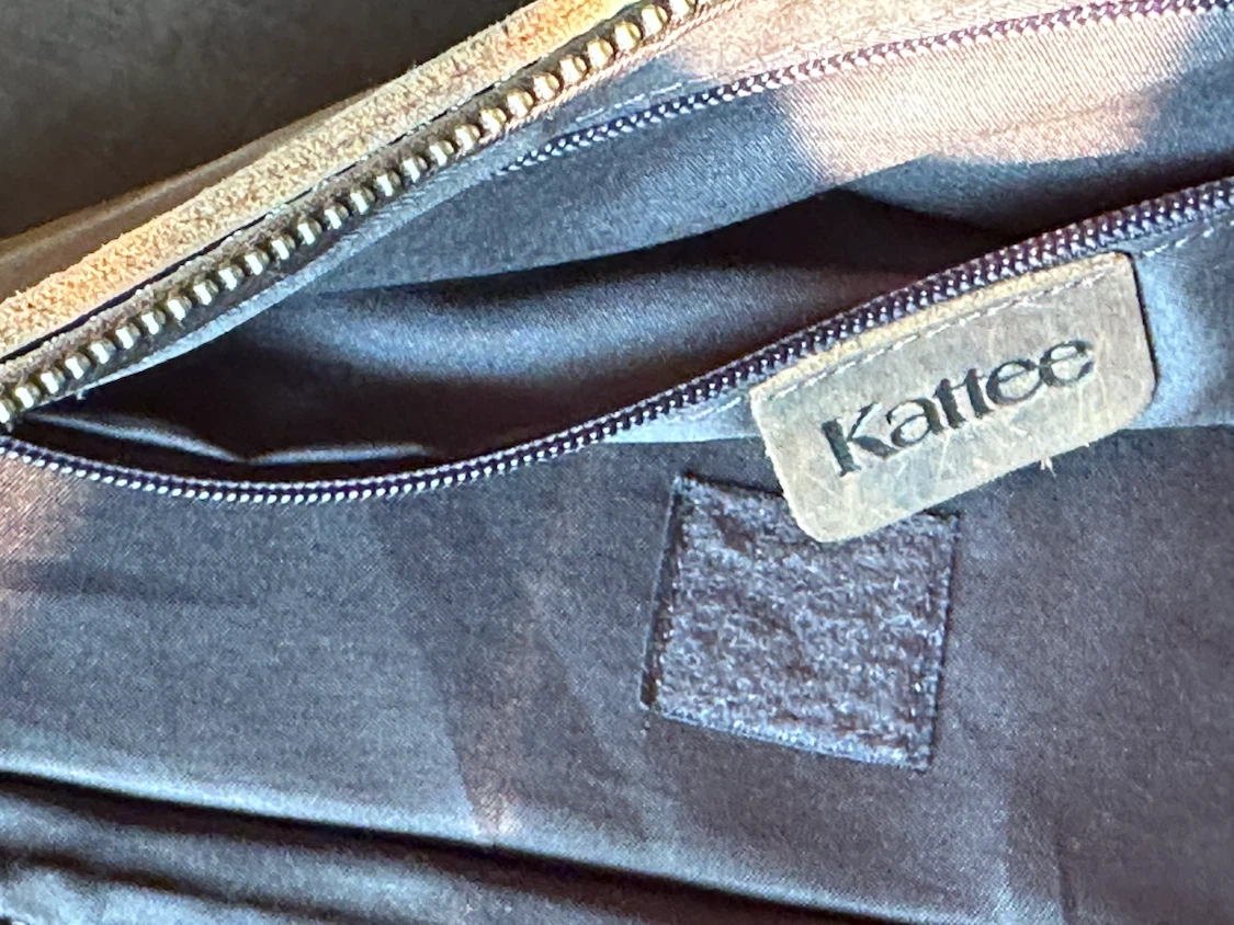 Katlee Leather Messenger Bag - photo 5