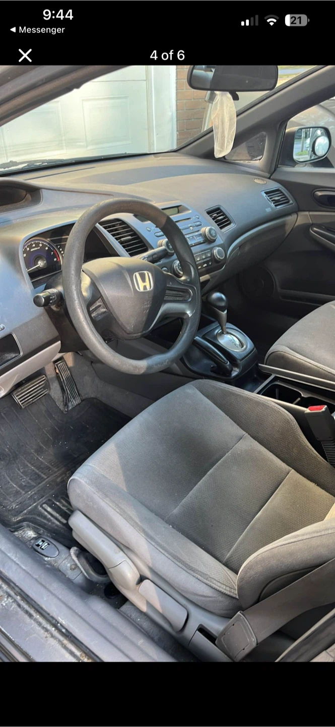 2008 Honda Civic Sedan - photo 2