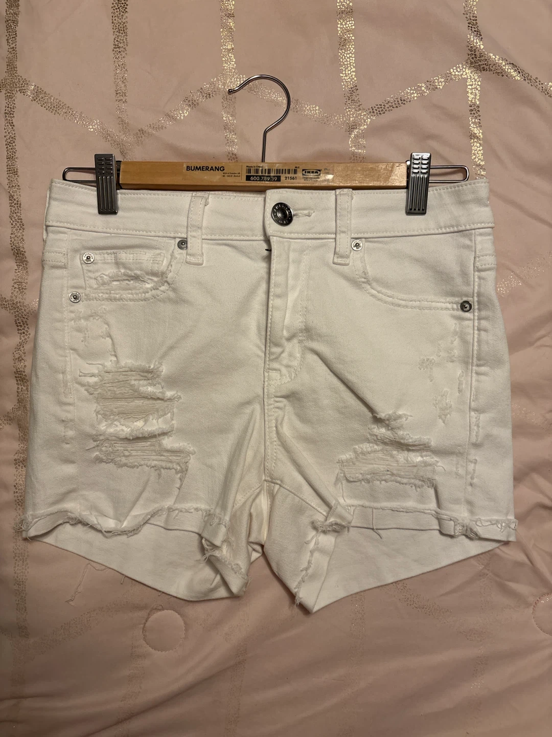American Eagle Super Stretch White Ripped Denim Shorts Size 4