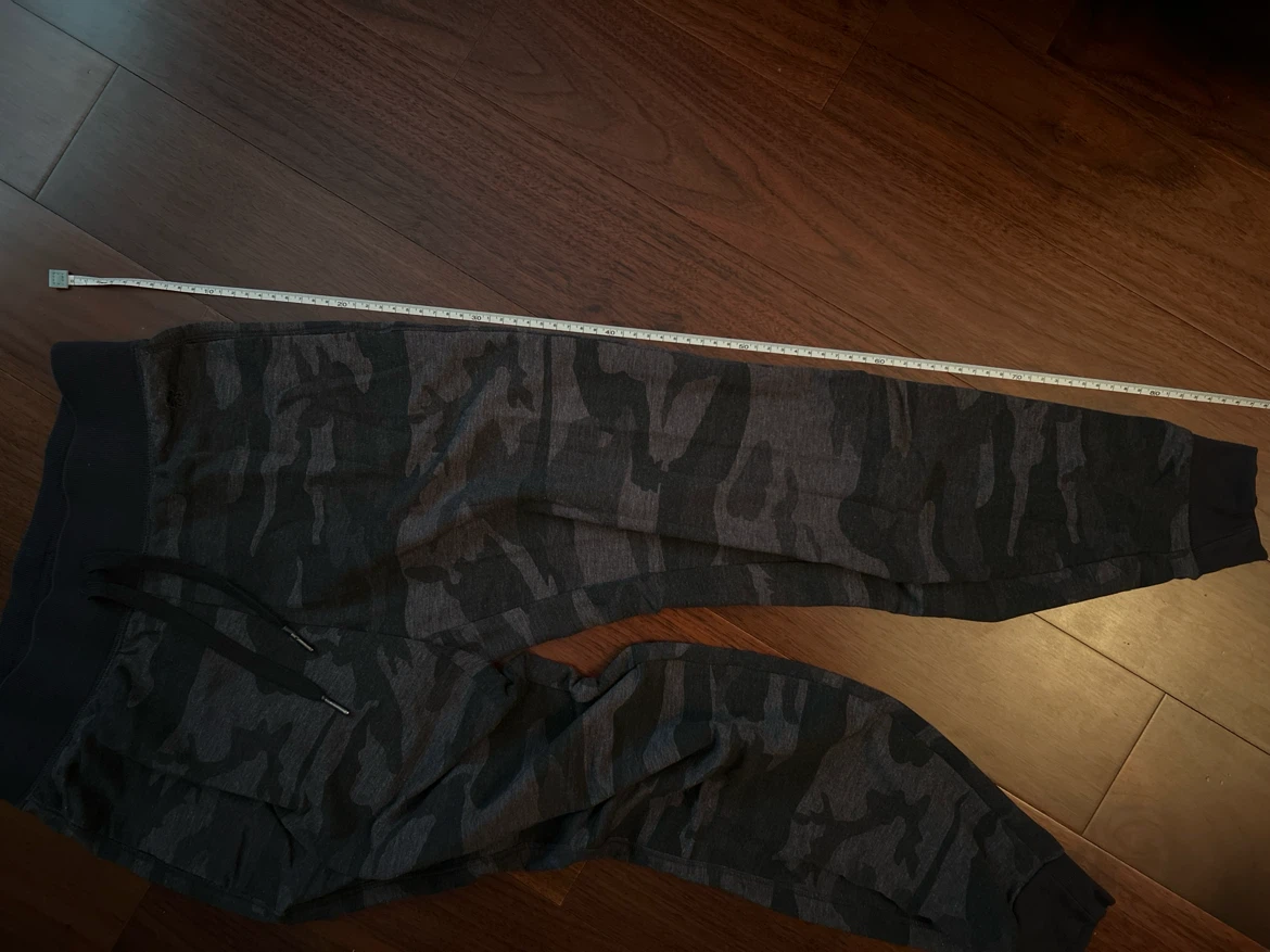 Tuff Athletics Camo Joggers Size S - photo 4