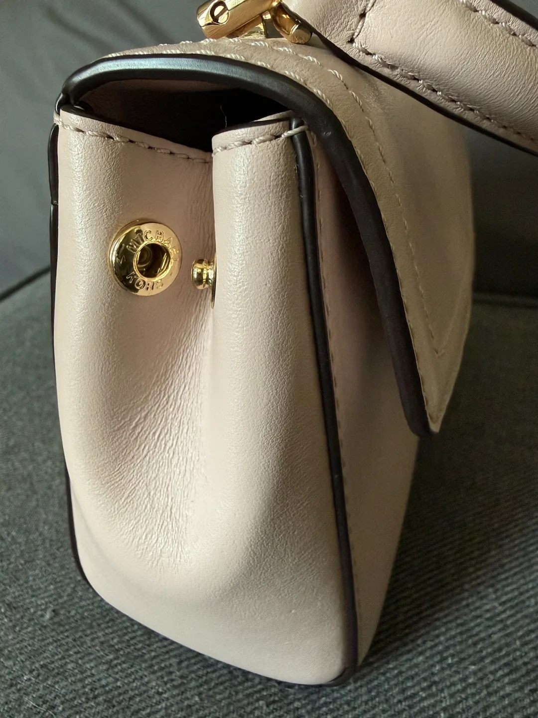 Pristine like new Michael Kors Ava mini handle crossbody bag - photo 3