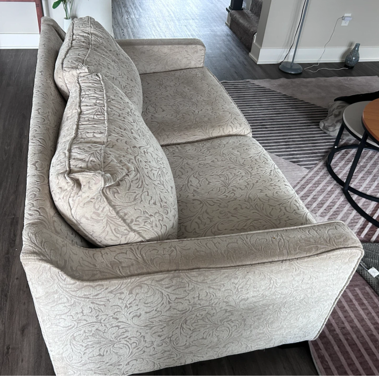 Beige Loveseat Sofa with Floral Pattern - photo 2