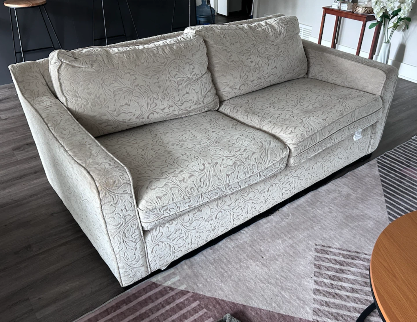 Beige Loveseat Sofa with Floral Pattern - photo 3