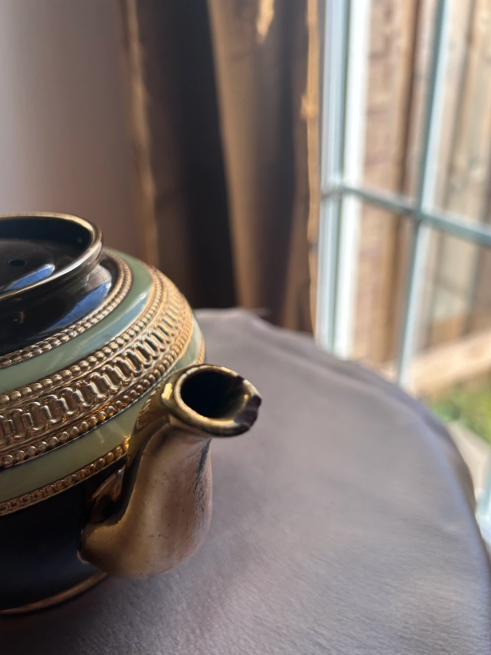 MCM Sadler Brown and Gold Teapot - photo 2