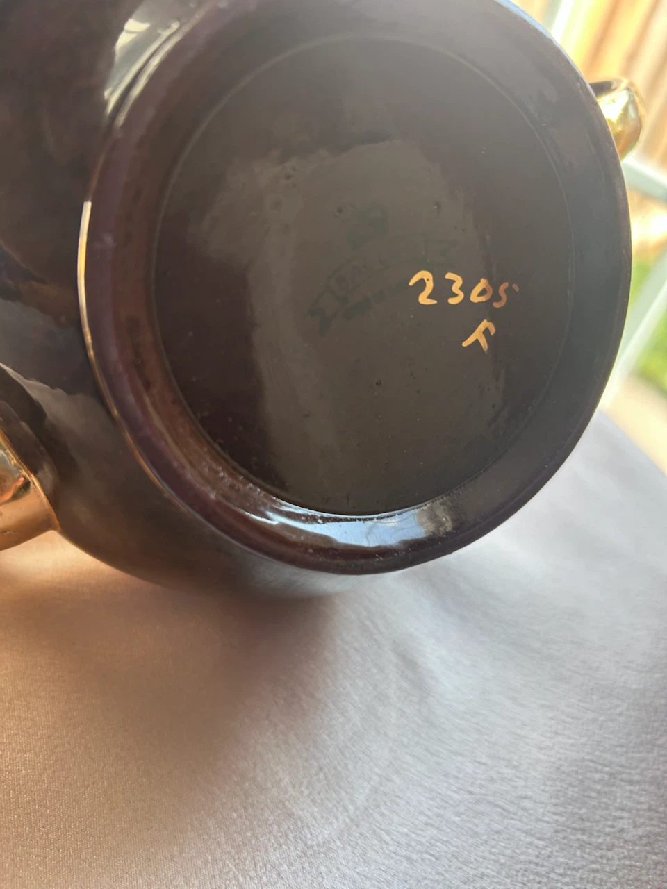 MCM Sadler Brown and Gold Teapot - photo 5