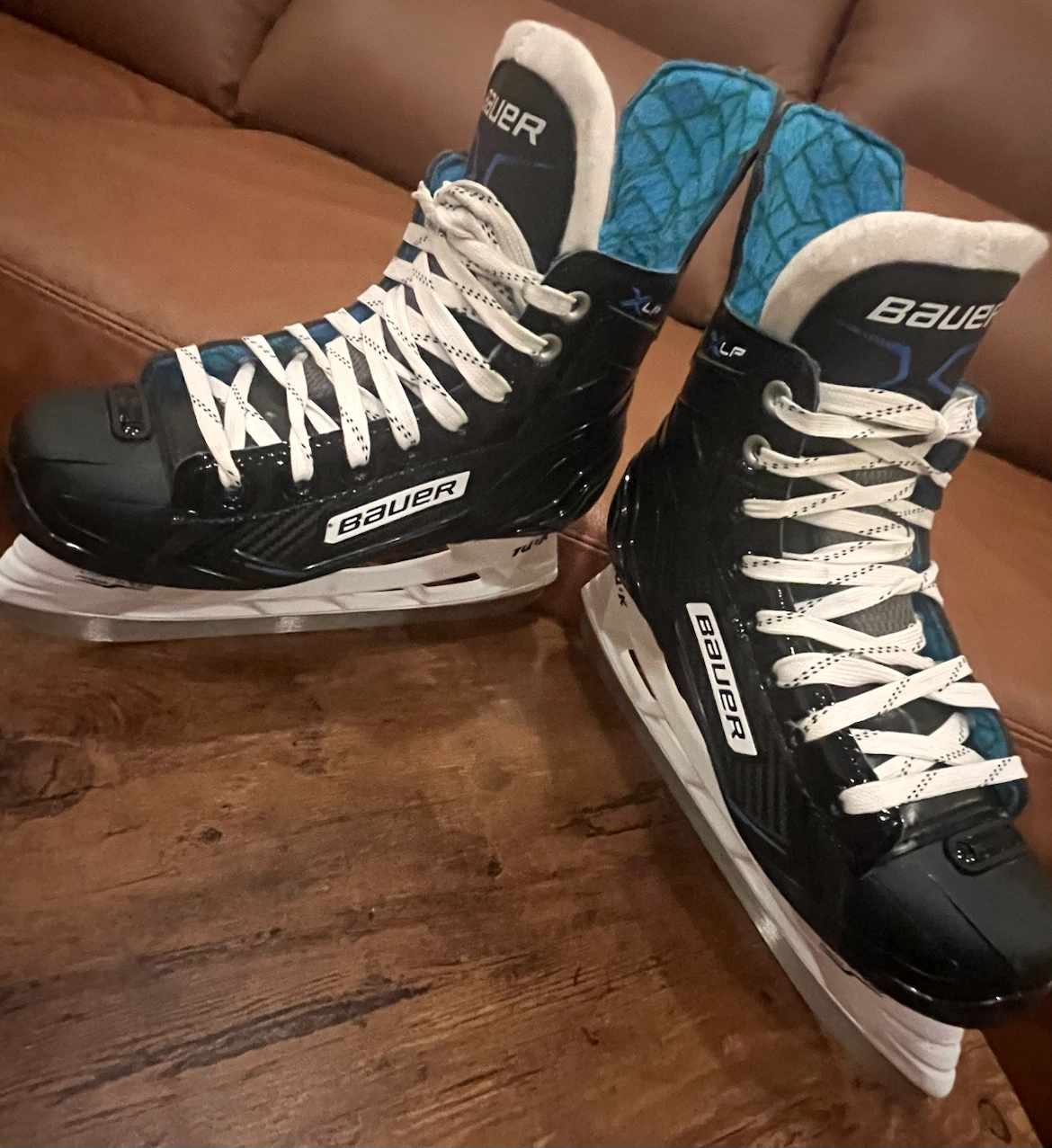 Bauer XLP Hockey Skates Size 2.5 !