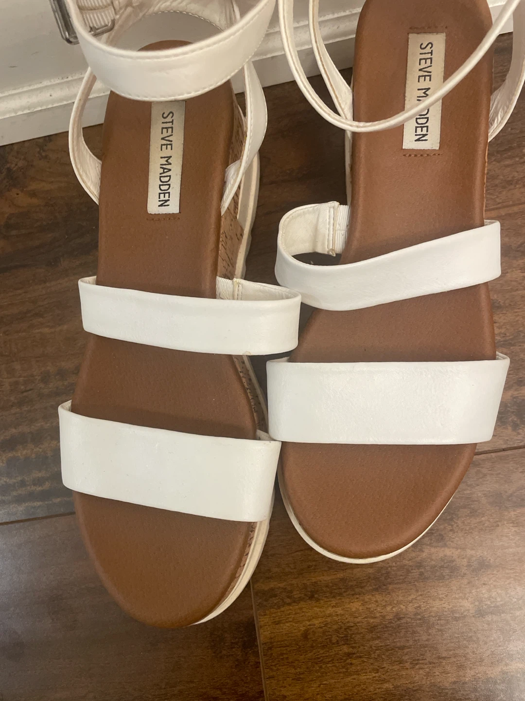 Steve Madden White Platform Sandals - photo 2