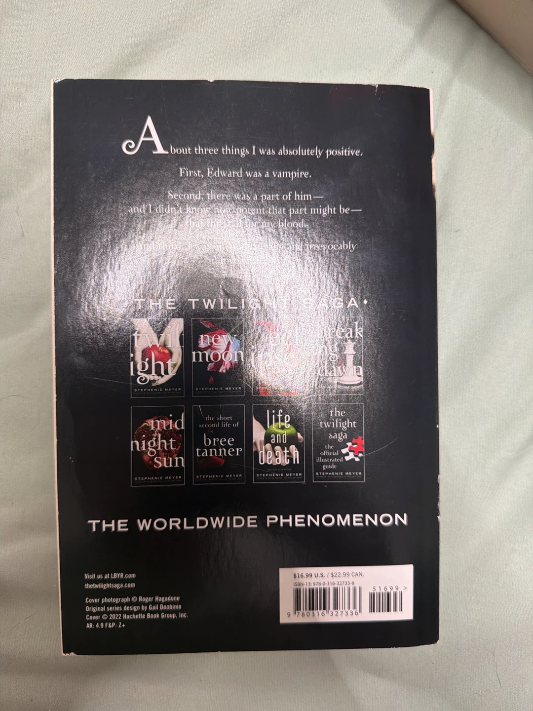 Twilight by Stephenie Meyer Paperback Book - photo 2