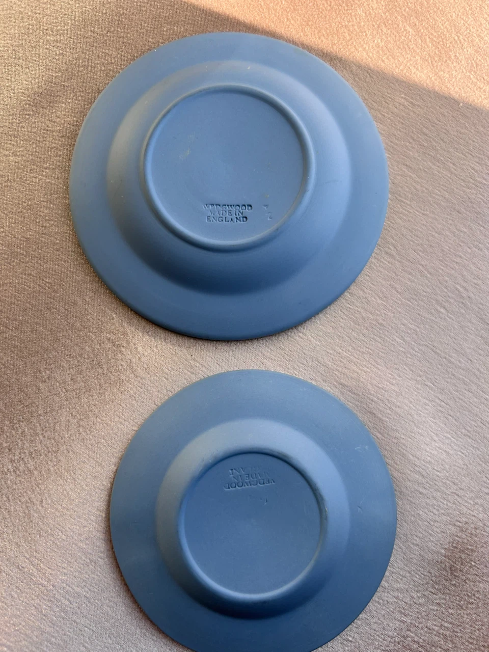 Wedgwood Jasperware Plates (Set of 2) - photo 4