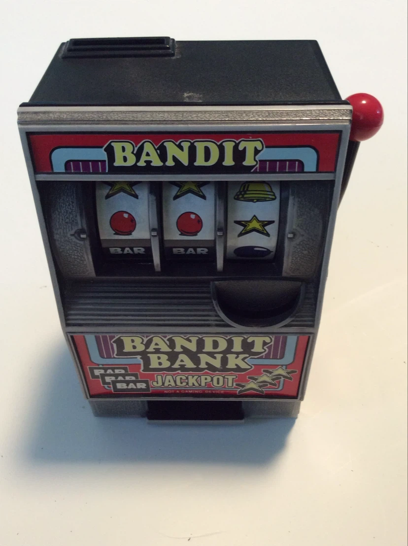 Bandit Bank Slot Machine Coin Bank - photo 2