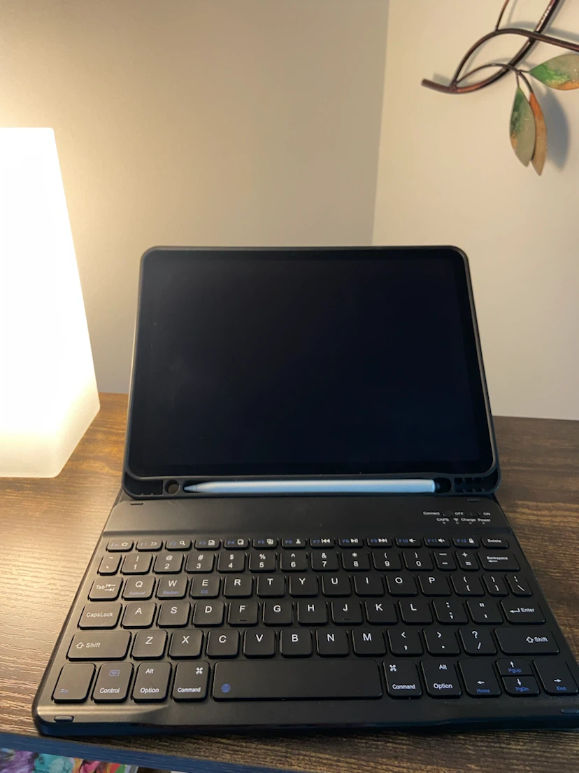 Apple iPad Pro 11-inch (3rd Gen) with Keyboard Case - photo 5