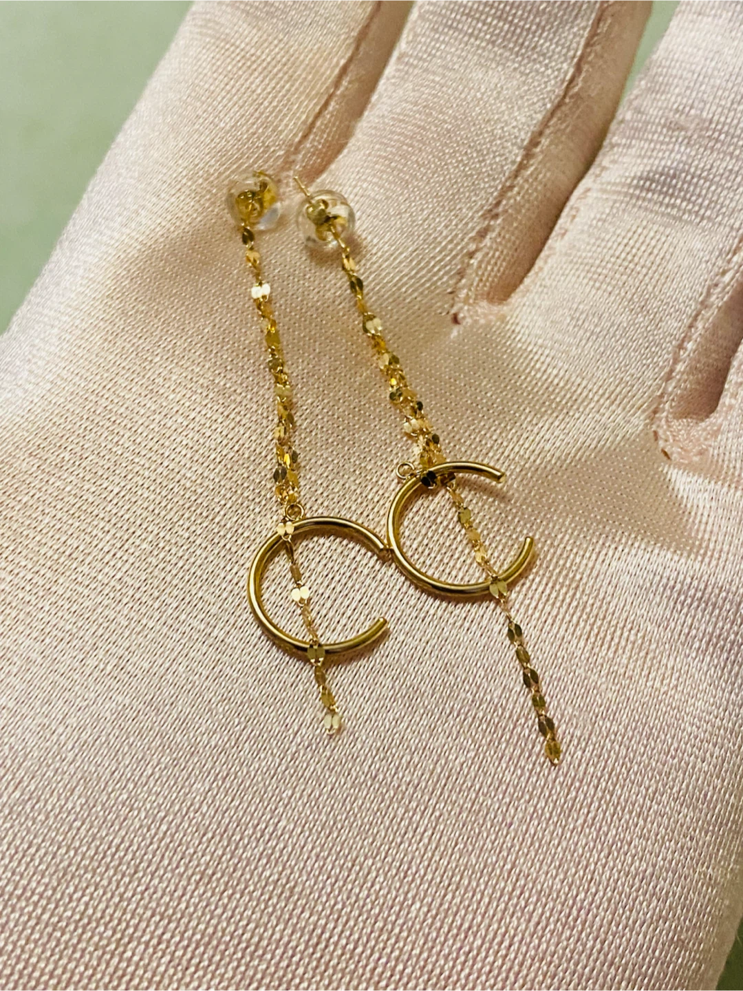18K Gold Drop Earrings with Crescent Moon Design