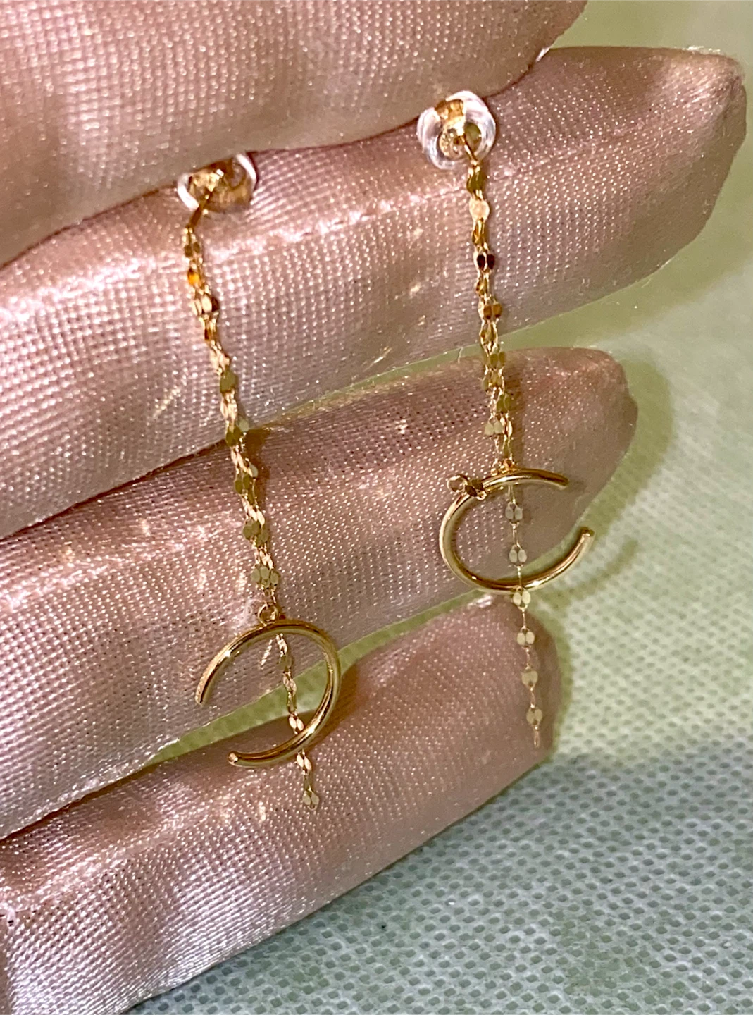 18K Gold Drop Earrings with Crescent Moon Design - photo 3