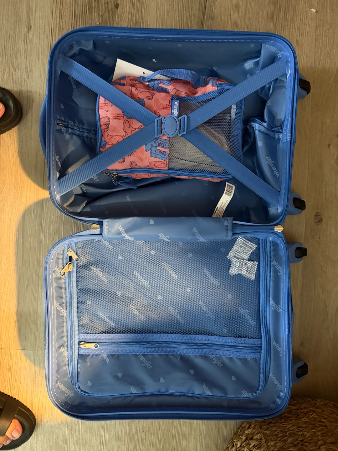 Wrangler 2 Piece Luggage Set - photo 3