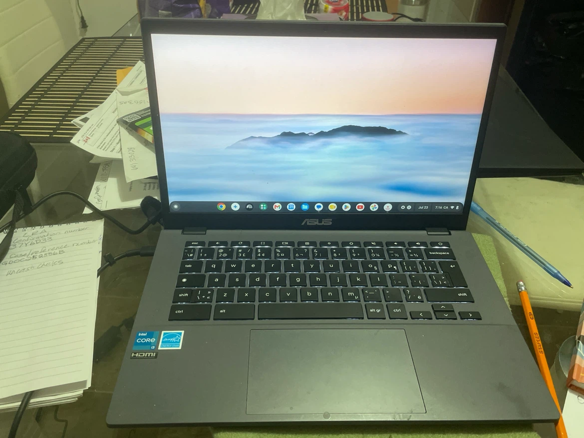 ASUS Chromebook plus - photo 2