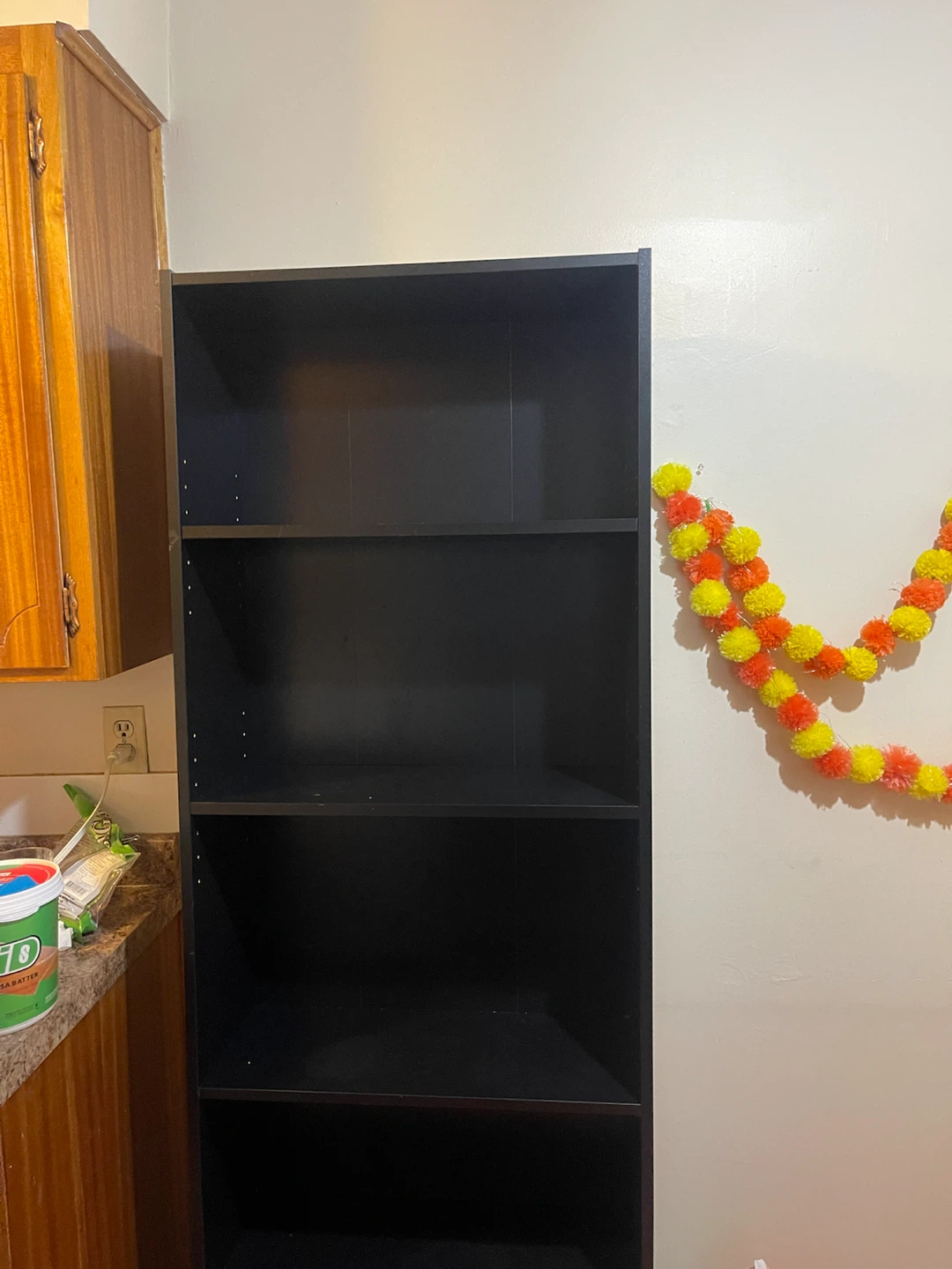 Black 5-shelf bookshelf - photo 2