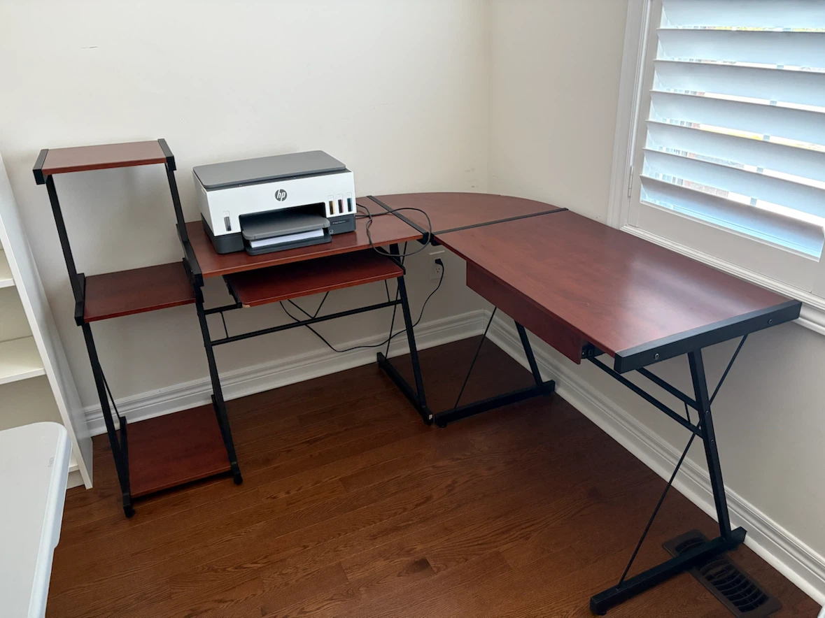 L-Shaped Computer Desk with Keyboard Tray