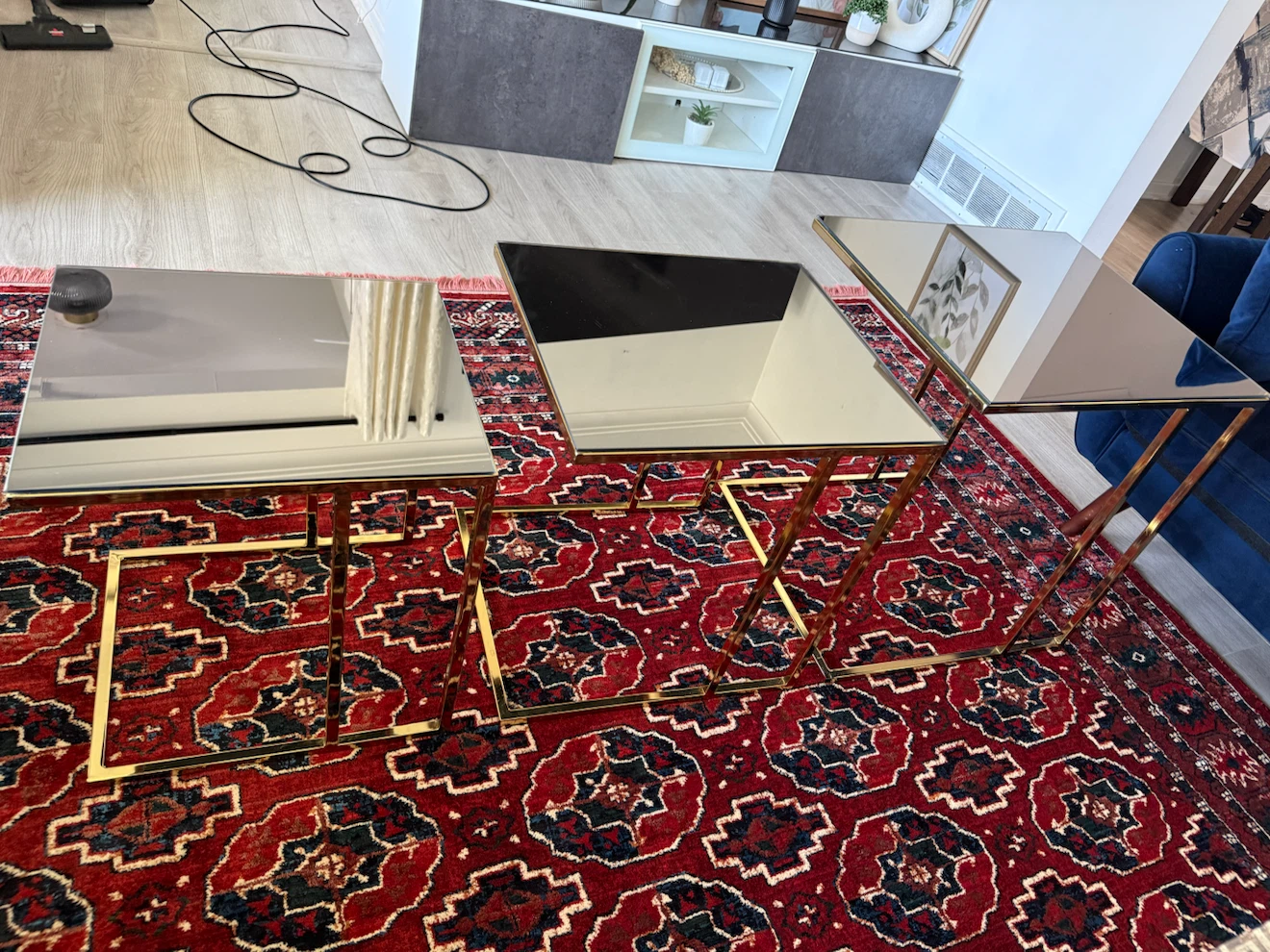 Set of 3 Mirrored Nesting Side Tables with Gold Frame - photo 4