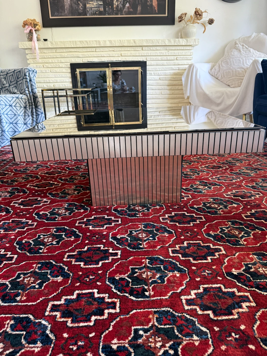 Mirrored Coffee Table - photo 4
